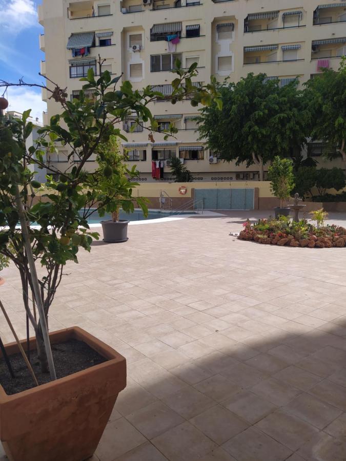 Ver621 - Estudio Con Vistas Al Mar, Wifi, Piscina, Centro A 100 Metros, Playa A 600 Metros Torremolinos Exterior foto